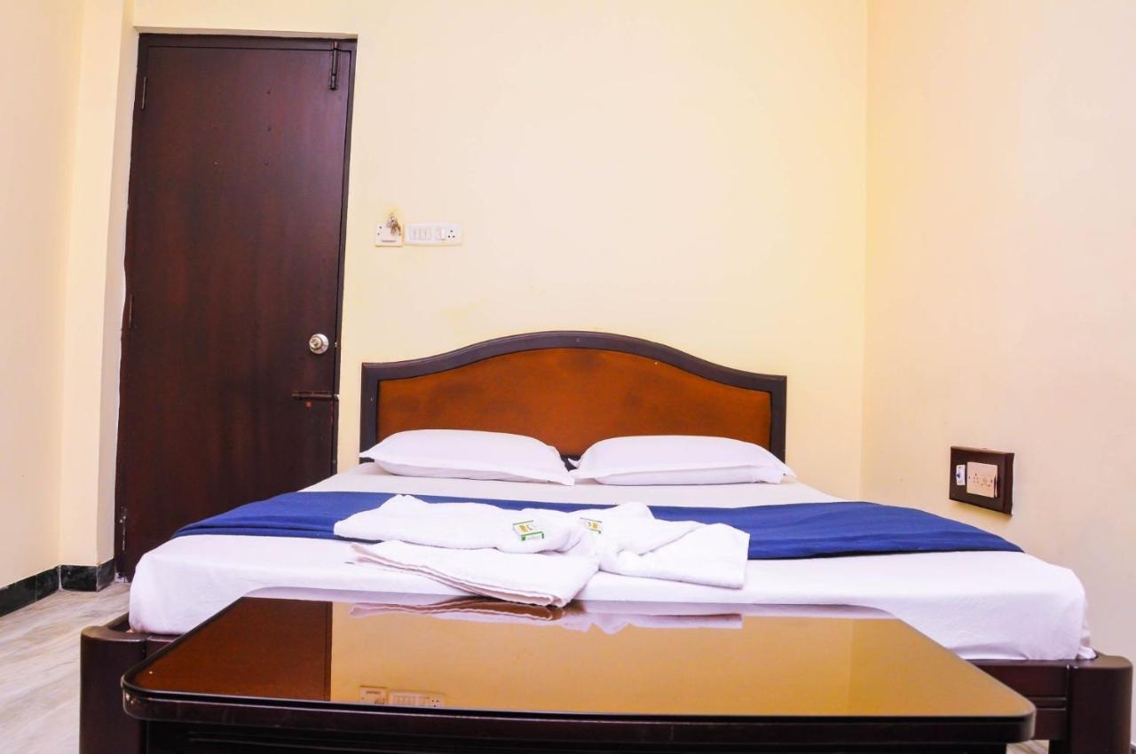 Fabexpress Prana Grande Hotel Pondicherry Exterior foto
