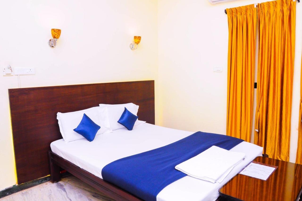 Fabexpress Prana Grande Hotel Pondicherry Exterior foto